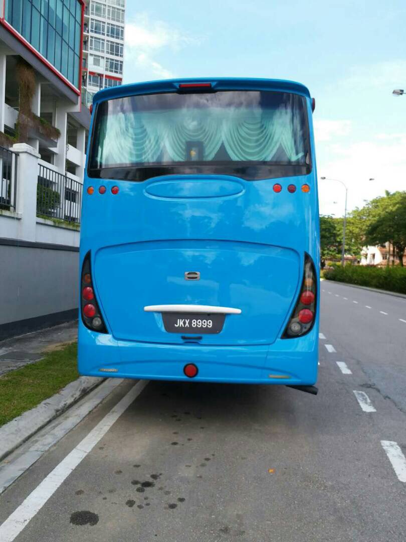Johor-Bus-Pekerja-17-Malaysia