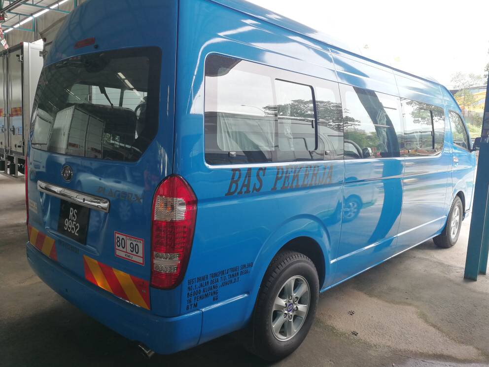 Johor-Bus-Pekerja-26-Malaysia